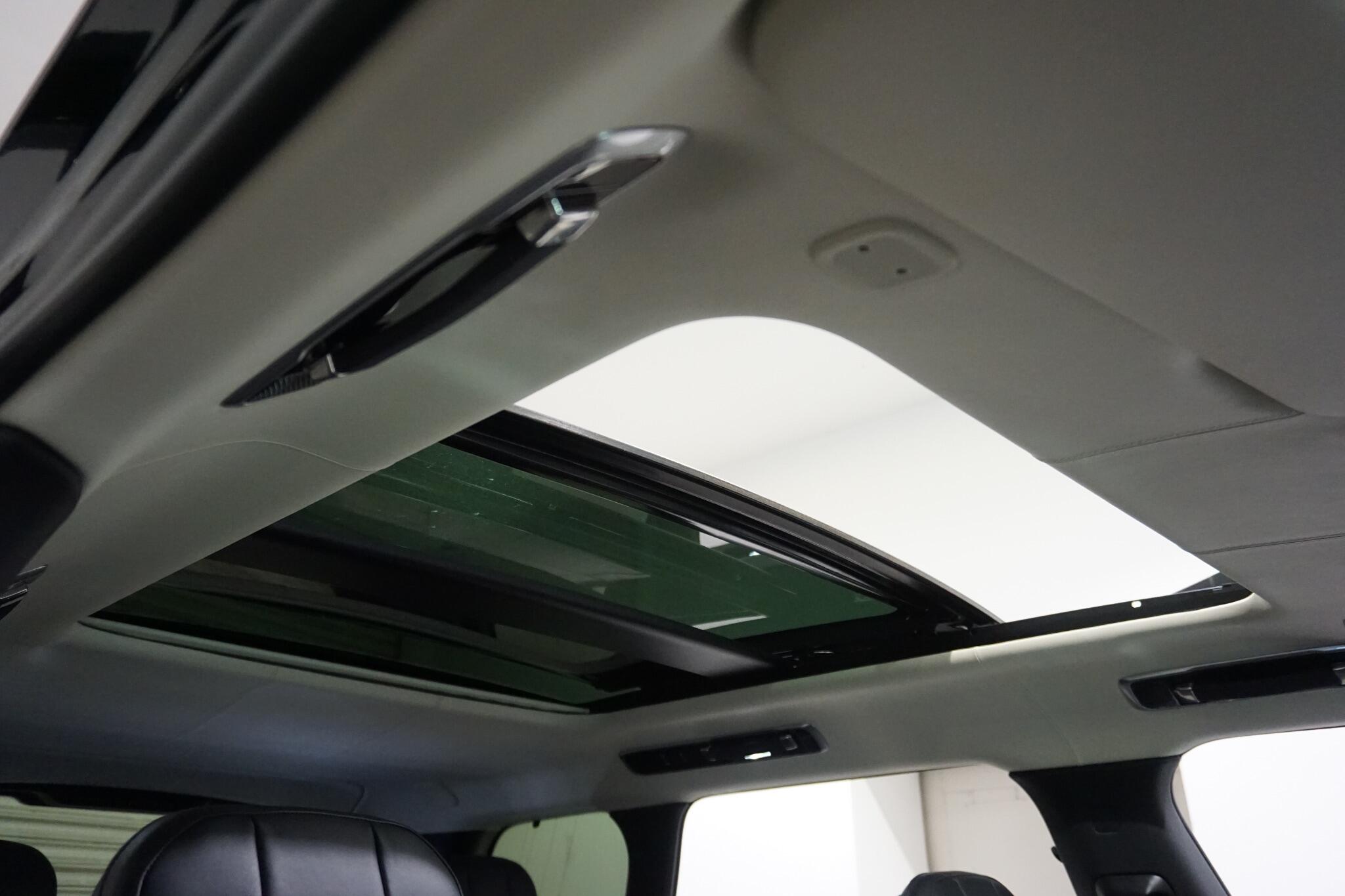 Land Rover Range Rover 3.0 D300 MHEV Autobiography SUV 5dr Diesel Auto 4WD Euro 6 (s/s) (300 ps)